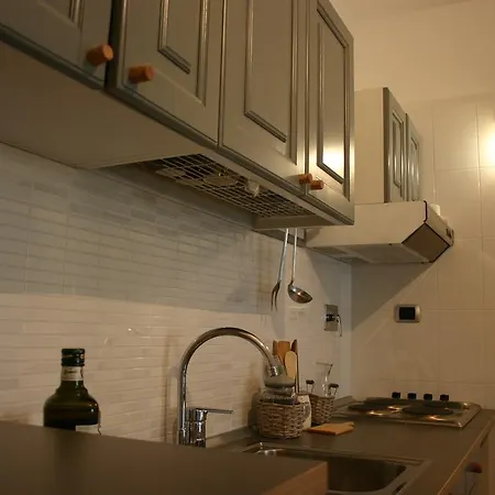 Aldobrandeschi Studio-flat * רומא