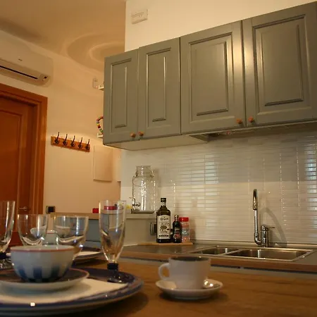 Apartment Aldobrandeschi Studio-flat Rom